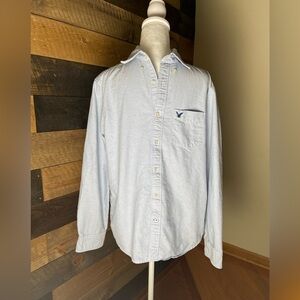 Men’s American Eagle Classic Fit Button Down Long Sleeve Blue Top Size Medium
